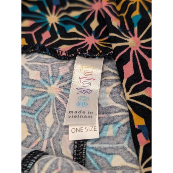 🦄 LuLaRoe Leggings Trio Bundle! 3 Pairs - ONE SIZE - Like New! - Picture 5 of 10
